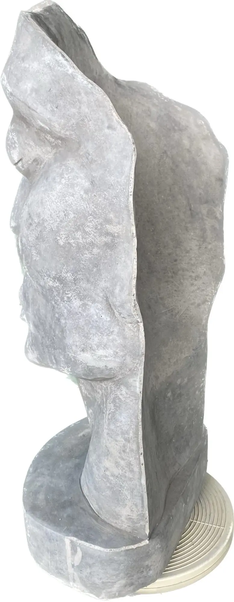  Product image 5 of the product “Aras - Face looking to the right, 120 cm H | cast stone ”